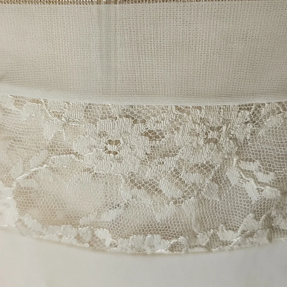 Elegant White Lace Vintag Slip Dress By VAM ROALTE. Size 36‎